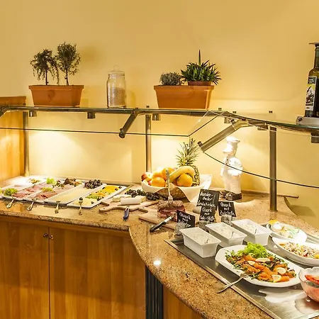 Hotel Arcadia Duesseldorf 4*