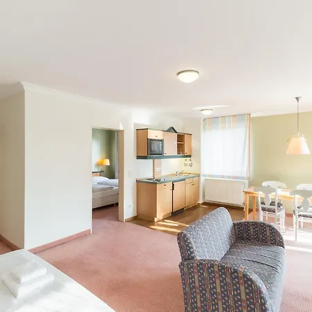 Arcadia Duesseldorf 4*