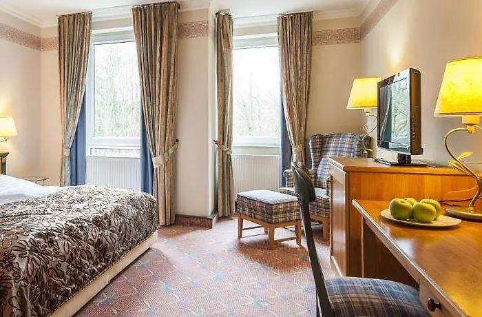 Arcadia Duesseldorf 4*