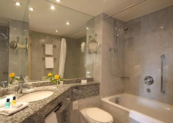 Arcadia Duesseldorf Hotel 4*